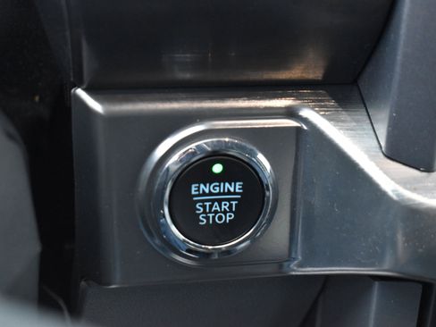 Used 2023 Ford F150 Lariat image 19