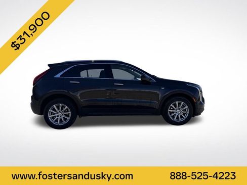 Used 2023 Cadillac XT4 Luxury w/ Cold Weather Package image 6