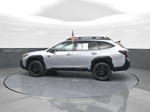 Used 2023 Subaru Outback Wilderness AWD/4WD image 5