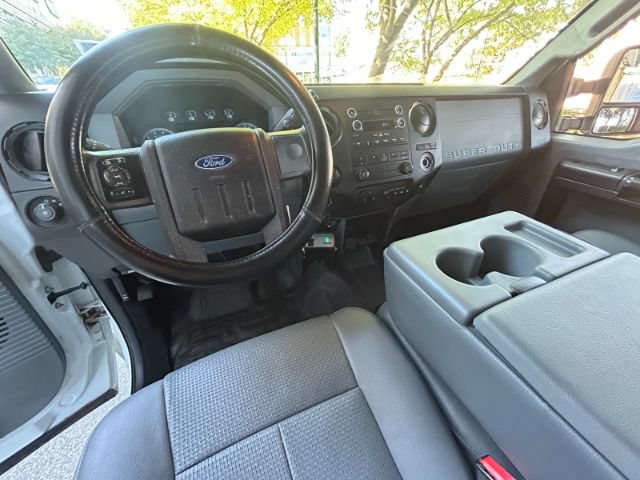 Used 2016 Ford F250 XL w/ XL Appearance Package AWD/4WD image 11