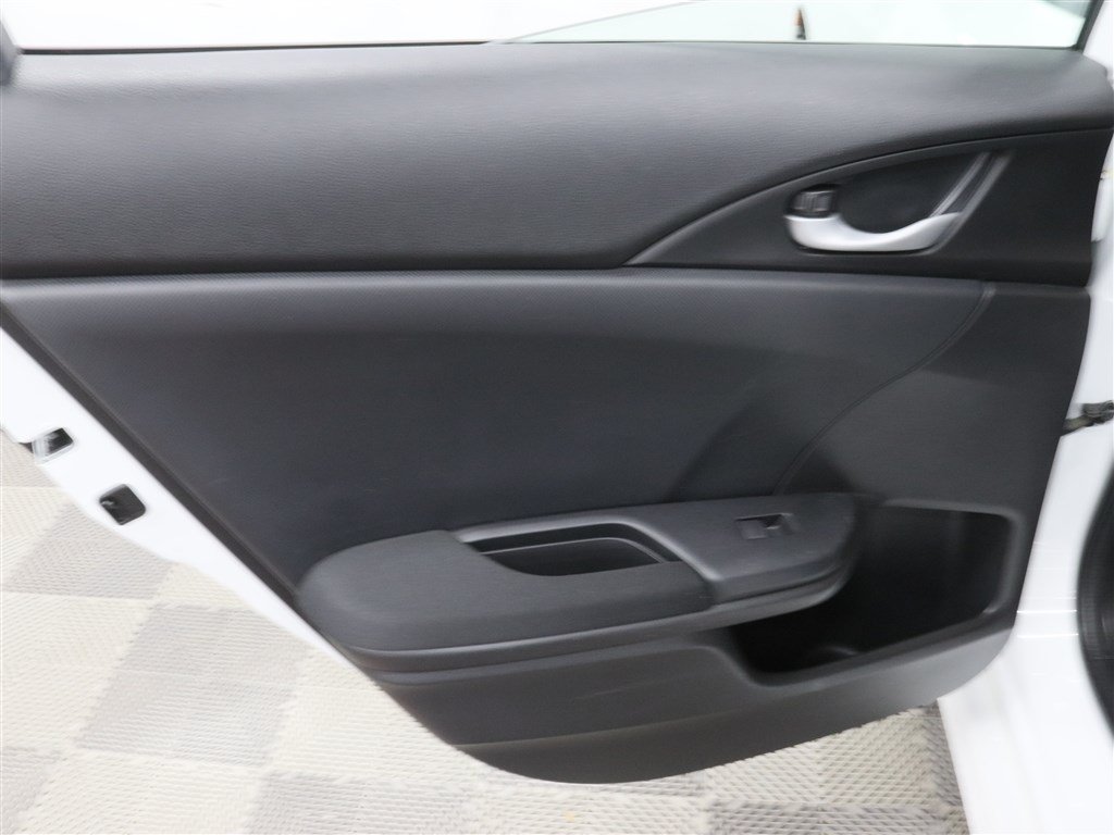 Used 2020 Honda Civic EX image 17