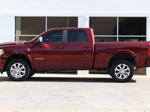 Used 2019 RAM 2500 Laramie AWD/4WD image 12