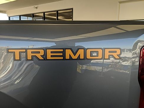 Used 2023 Ford F350 Lariat w/ Lariat Ultimate Package image 9