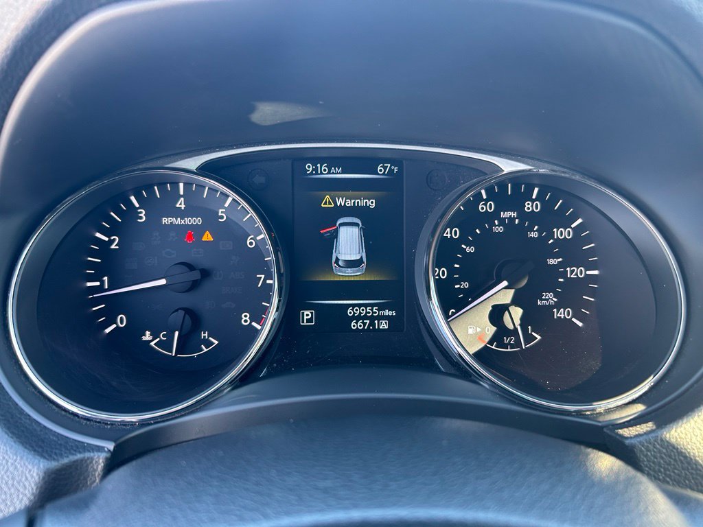 Used 2015 Nissan Rogue SV AWD/4WD image 24