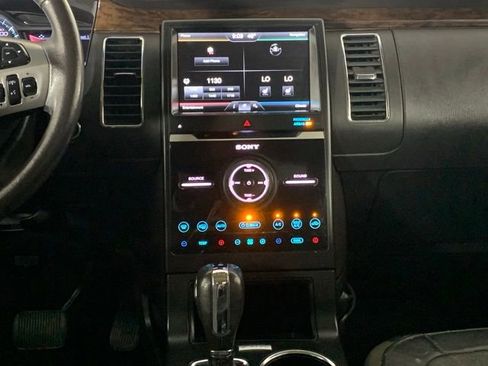 Used 2015 Ford Flex Limited w/ Class III Trailer Tow Package image 10