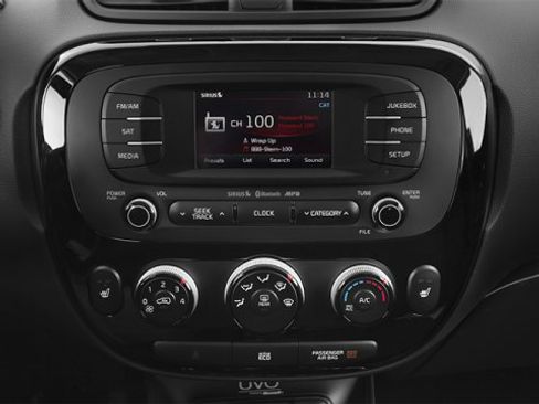 Used 2014 Kia Soul + image 12