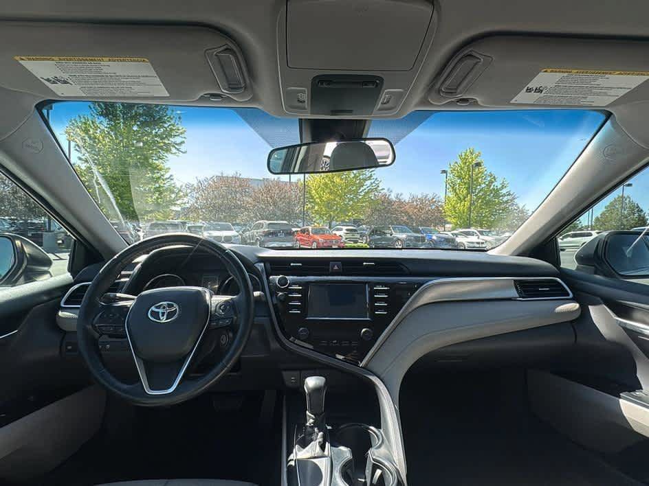 Used 2018 Toyota Camry SE w/ Protection Package (Q2) FWD image 19