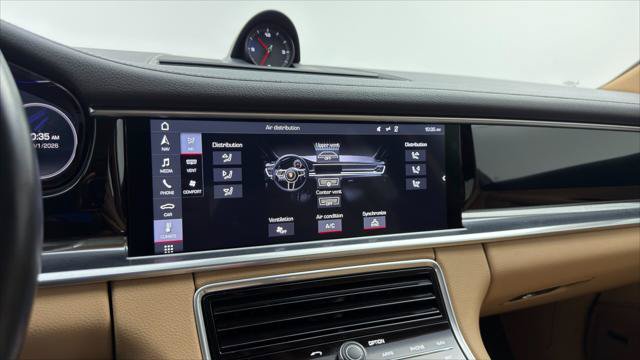 Used 2019 Porsche Panamera 4 AWD/4WD image 33