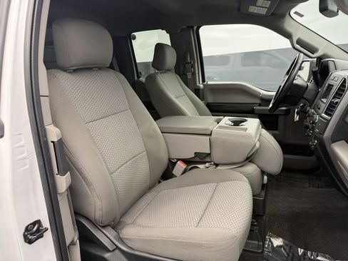 Used 2017 Ford F150 XLT w/ Equipment Group 301A Mid image 48