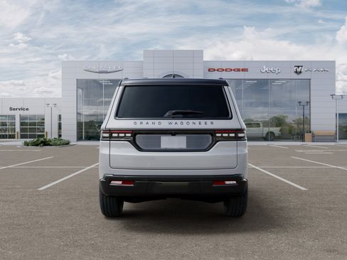 New 2025 Jeep Grand Wagoneer Series III w/ Quick Order Packagew 28T AWD/4WD image 35