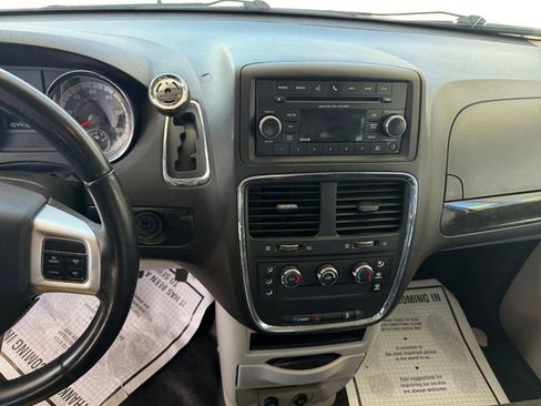 Used 2015 RAM C/V Tradesman w/ UConnect Hands-Free Group FWD image 10