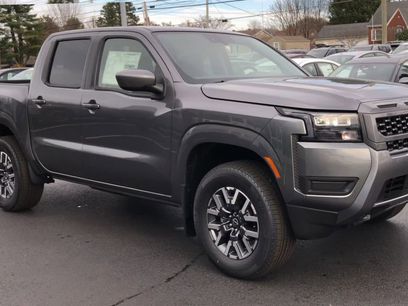 New 2026 Nissan Frontier SV w/ Tow Package
