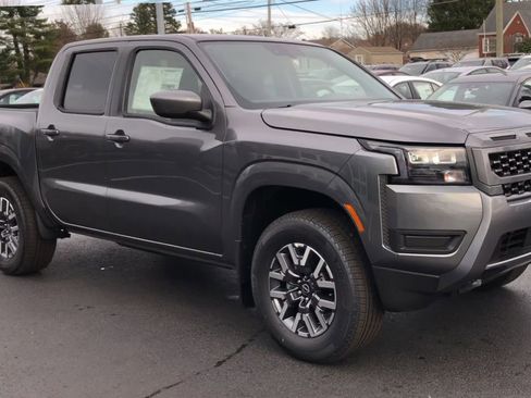 New 2026 Nissan Frontier SV w/ Tow Package image 2