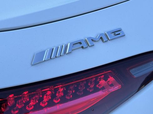 Used 2022 Mercedes-Benz SL 55 AMG 4MATIC image 37