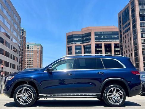 Certified 2022 Mercedes-Benz GLS 450 4MATIC image 8