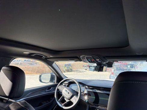 New 2026 Jeep Grand Cherokee Limited Reserve image 25