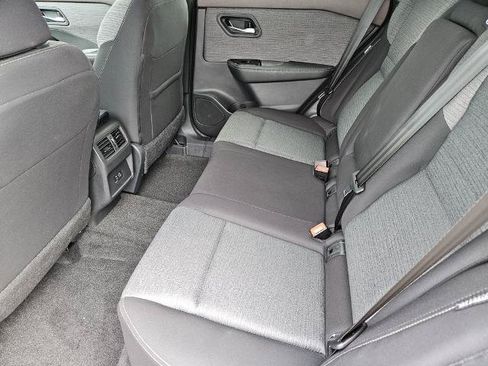 Certified 2023 Nissan Rogue SV FWD image 19