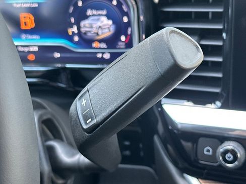 New 2025 Chevrolet Silverado 1500 LT w/ Leather Package image 24