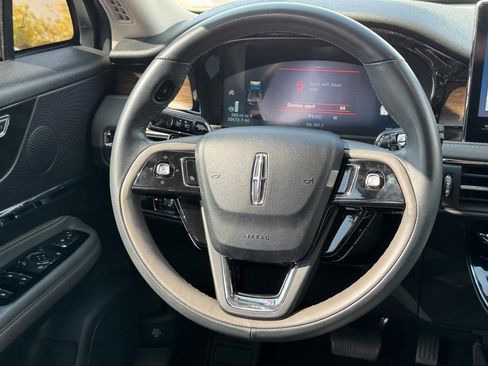 Certified 2023 Lincoln Corsair Reserve w/ Jet Appearance Package image 12