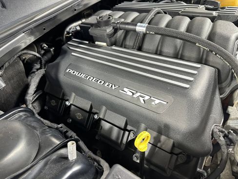 Used 2016 Dodge Challenger R/T Scat Pack w/ Leather Interior Group RWD image 13