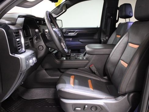 Used 2024 GMC Sierra 1500 AT4 w/ Technology Package image 13
