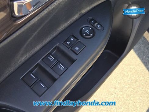 Certified 2017 Honda Accord Touring image 28