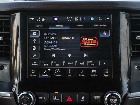 Used 2024 RAM 2500 Laramie w/ Safety Group AWD/4WD image 15