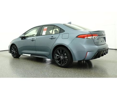 Used 2026 Toyota Corolla SE w/ SE Premium Package FWD image 21