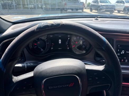 Used 2018 Dodge Challenger SXT RWD image 19