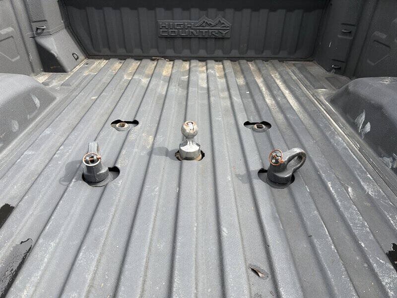 Used 2020 Chevrolet Silverado 3500 High Country w/ Z71 Off-Road Package AWD/4WD image 18