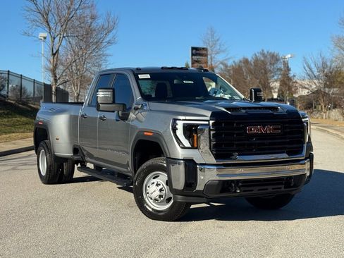 New 2026 GMC Sierra 3500 Pro w/ 1SA Pro Safety Plus Package image 2