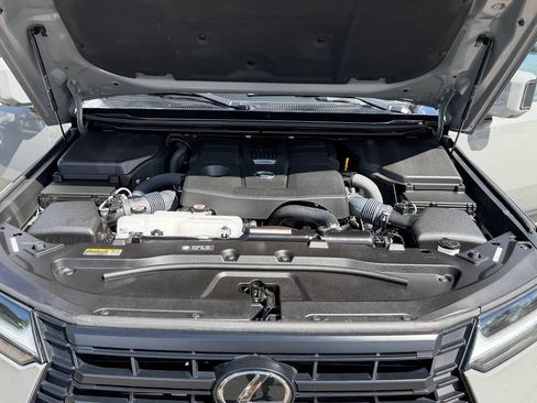 Used 2024 Lexus GX 550 w/ Cold Area Package AWD/4WD image 87