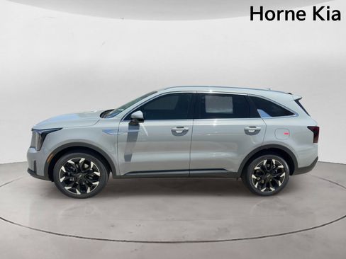 New 2026 Kia Sorento EX FWD image 6