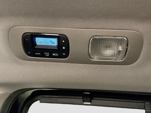 Used 2020 Honda Odyssey Elite image 27