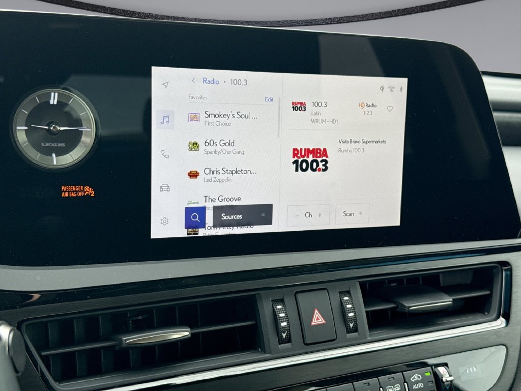Used 2025 Lexus ES 350 w/ Premium Package FWD image 23