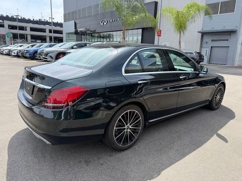 Used 2019 Mercedes-Benz C 300 Sedan image 4