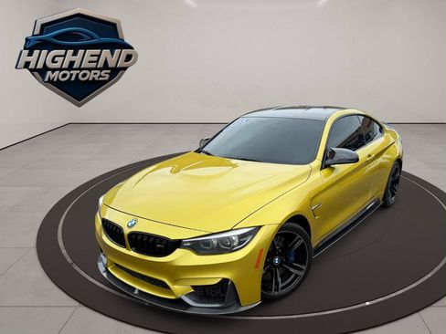 Used 2018 BMW M4 Coupe RWD image 2