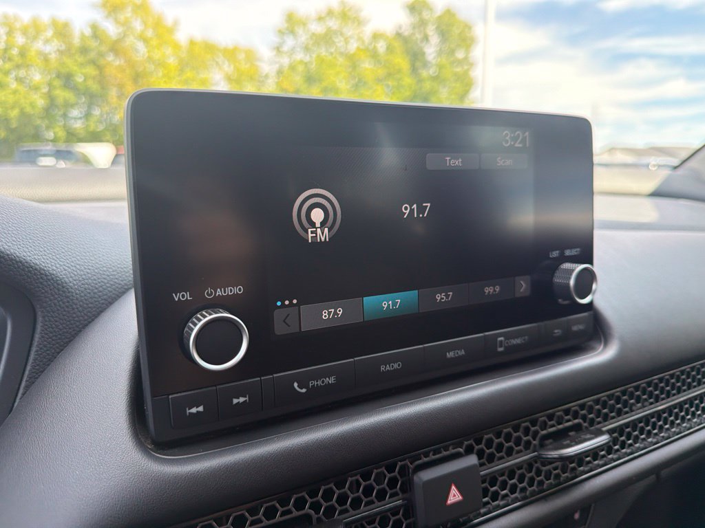 Certified 2024 Honda HR-V Sport image 27