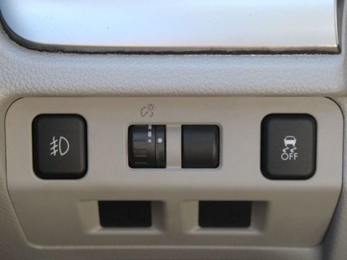 Used 2015 Subaru Forester 2.5i Premium image 30