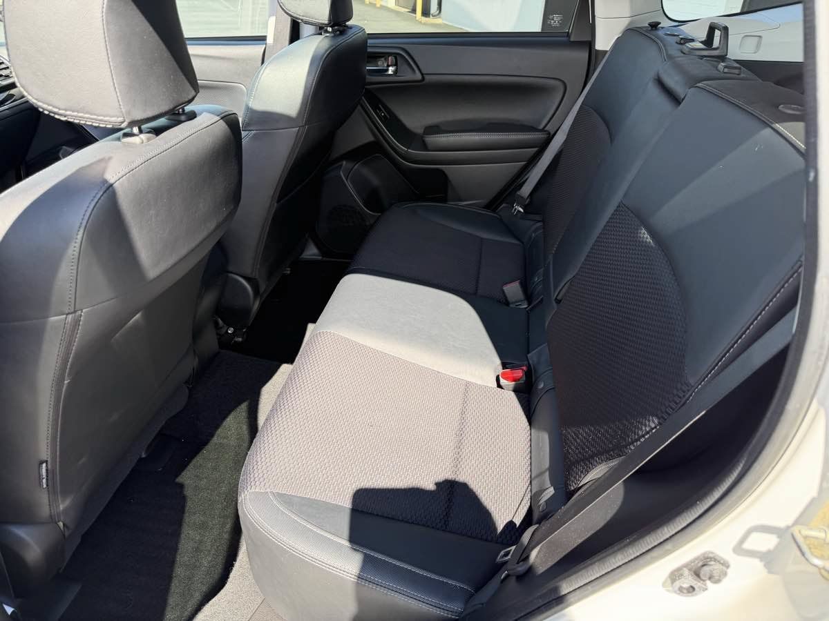 Used 2018 Subaru Forester 2.5i Premium w/ Popular Package #2 AWD/4WD image 13