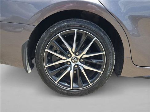 Used 2024 Toyota Camry SE FWD image 21