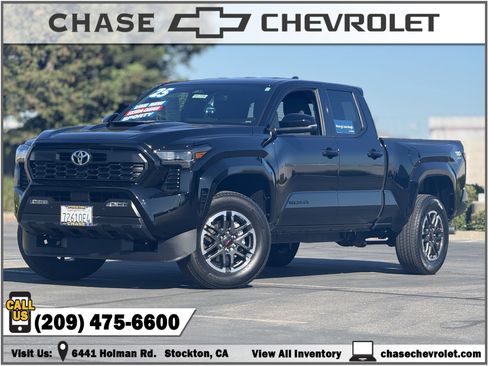 Used 2025 Toyota Tacoma TRD Sport image 1