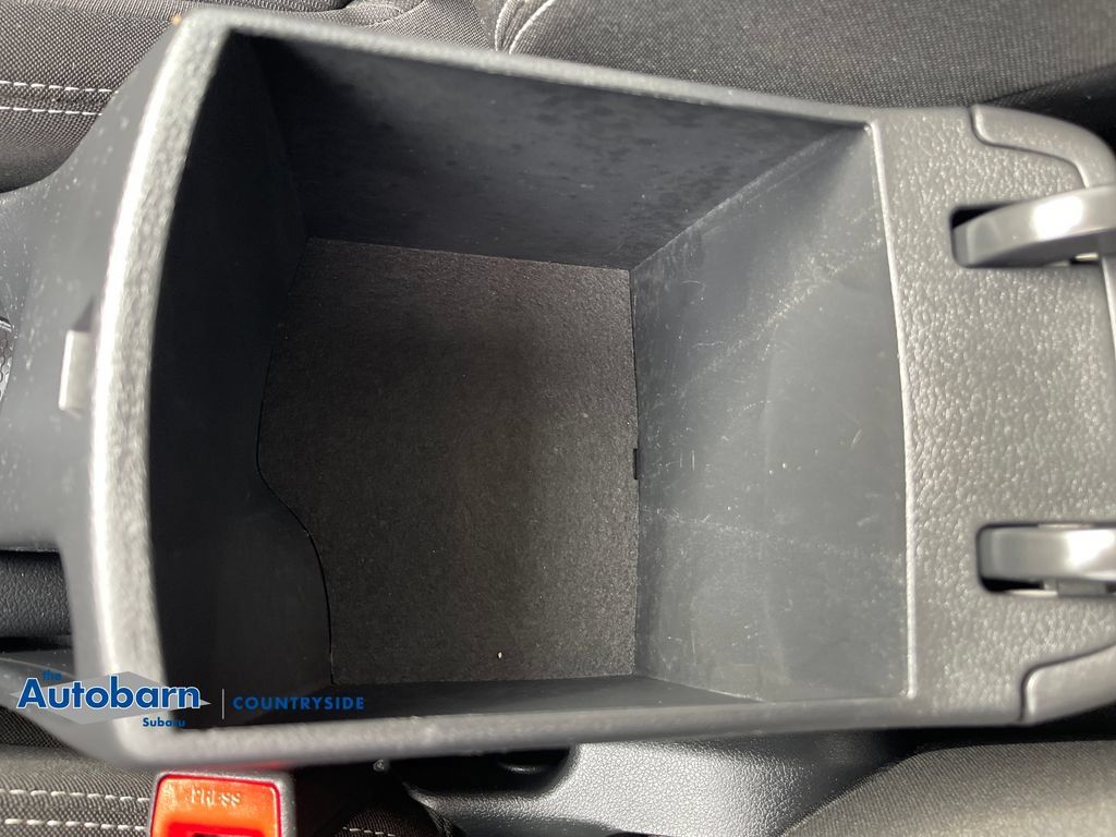 Used 2021 Hyundai Venue SEL FWD image 19