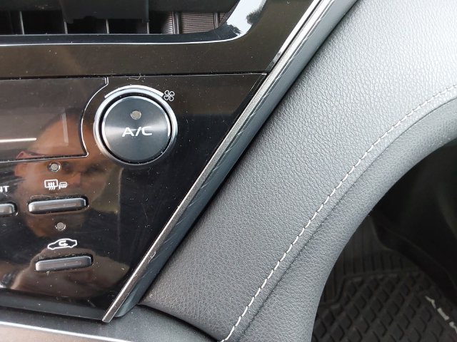 Used 2024 Toyota Camry SE FWD image 26