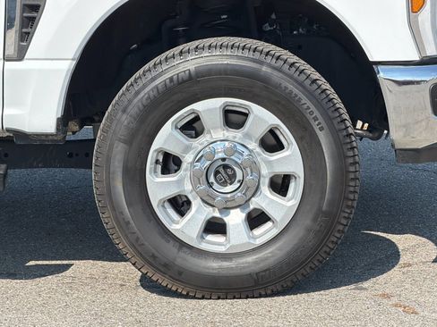 Used 2024 Ford F250 XLT AWD/4WD image 30