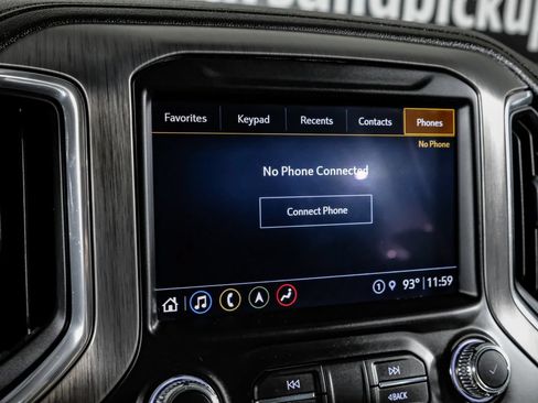 Used 2023 GMC Sierra 3500 Denali w/ Technology Package AWD/4WD image 27