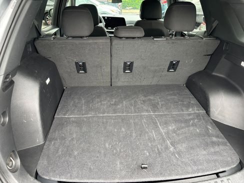 Used 2025 Chevrolet Equinox LT FWD image 31