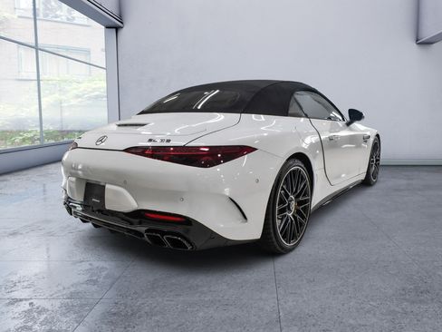 Certified 2022 Mercedes-Benz SL 63 AMG 4MATIC image 6