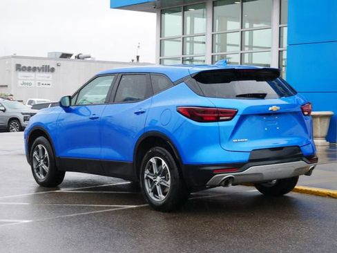 Used 2024 Chevrolet Blazer LT image 3