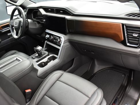 Used 2022 GMC Sierra 1500 Denali w/ Denali Reserve Package image 41